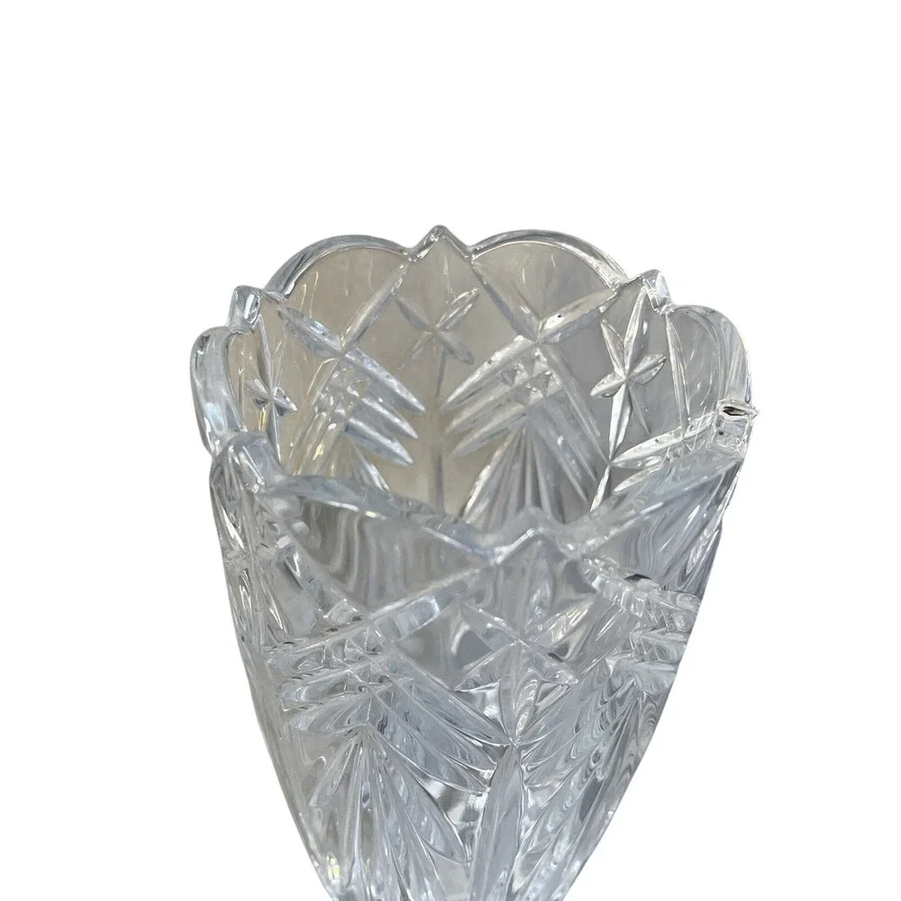 Mikasa Crystal Vase Adults OSFM Clear NEW Geometric Faceted Centerpiece